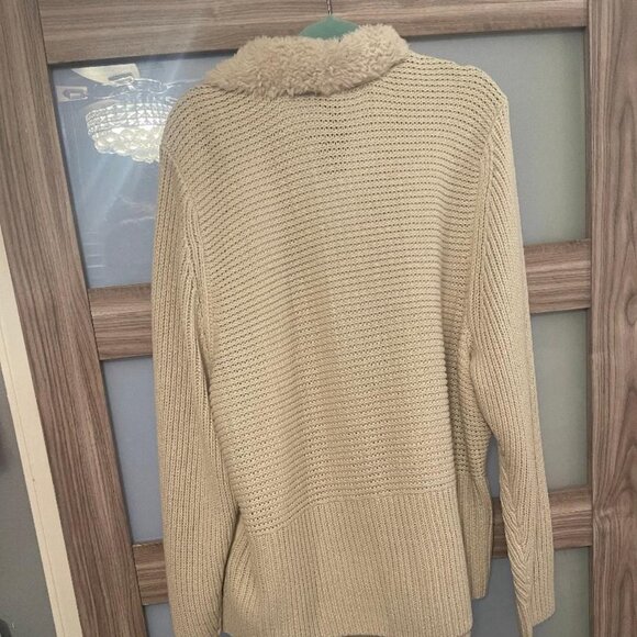 Torrid Cream Shearling and Faux Suede Sweater/Jacket Size 6X NWT - Picture 3 of 4
